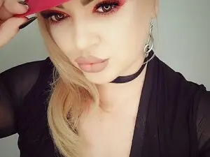 Adult Webcam with Katrinaa_ - Myfreecams