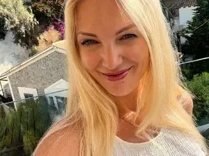 Private Sex Chat with SoSexyMonna - Myfreecams