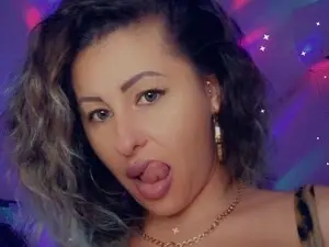 Sex Cam with SonyaDevon - Myfreecams