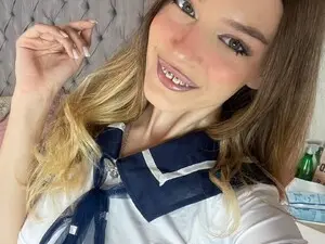 Adult Webcams with EvaWarenn - Myfreecams