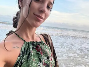 Sex Chat with Frisky_isa - Myfreecams