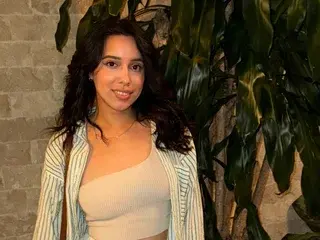 Sex Chat with CiciTheBaddest - Streamate
