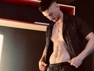 Live Sex Cam with ClintMasters - Streamate