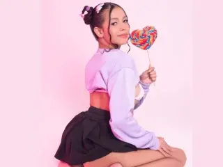 Live Porn with EvonieCarter - Streamate