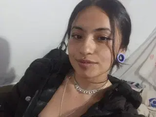Free Porn Cam with Sofisexxx69 - Streamate