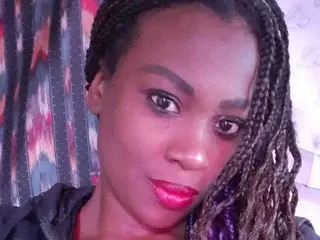 Adult Webcam with Naughtyyblack - Streamate