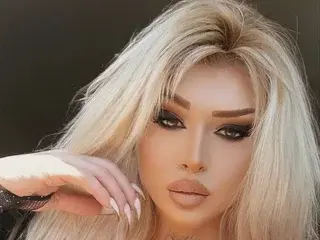 Adult Video Chat with AlenaRios - Streamate