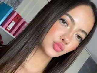 Adult Webcams with EvaNoelleXx - Streamate