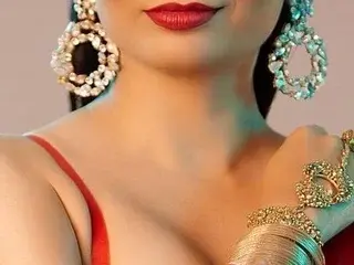 Adult Video Chat with RosyCurvy - Streamate