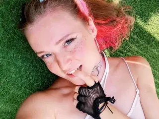 Free Live Porn with AmeliaCutie69 - Streamate