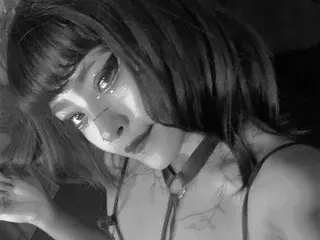 Sex Cam with ZendaMoretti - Streamate