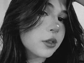 Private Sex Chat with Angel_Sttar - Streamate