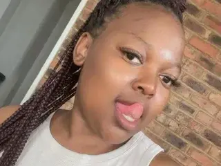 Best Webcam with Seductiveboobsxx - Streamate