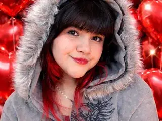 Adult Webcams with EmmaLush - Streamate