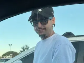 Sex Chat with AndrewTaint24 - Streamate