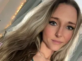 Free Live Porn with Violet_Styles - Streamate