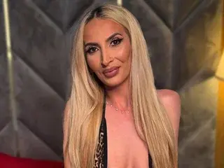 Adult Webcams with AlexaBarnes - Streamate
