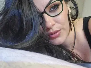 Adult Webcam with Pamela_Rosal - Streamate