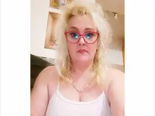 Live Porn with CATALEYIA - Streamate