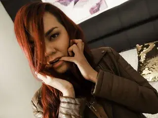 Live Sex with clairewitch - Streamate