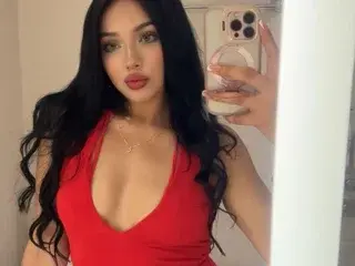 Watch Live Sex Cams with Lilly_Tylor - Streamate