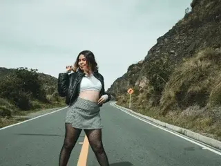 Adult Video Chat with AllisonAdams - Streamate