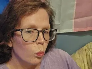 Live Porn with petitekitten94 - Streamate