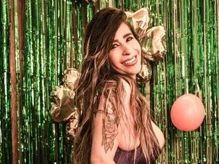 Sex Cam with VictoriaJonness - Streamate