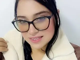 Live Sex Cam with IvetteWilson - Streamate