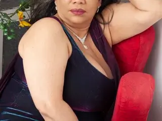 Adult Webcam with VikyAdams72 - Streamate