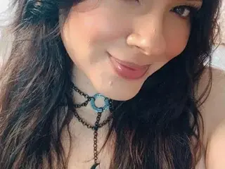 Live Sex with SophieCurvess - Streamate