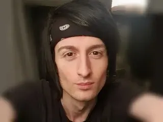 Live Sex Cam with DannyAlexander - Streamate