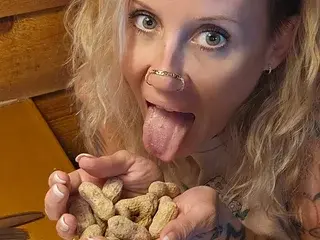 Free Porn Cam with JennyCouture - Streamate