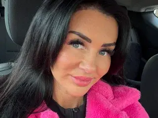 Best Webcam with Bettybaddie455 - Streamate