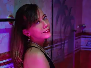 Adult Webcam with NICOLLEWAYY - Streamate