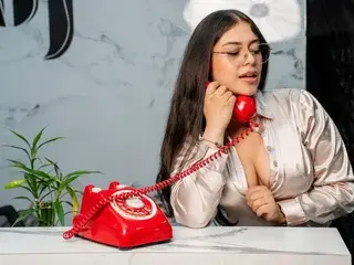 Live Sex Cam with NiicolleW - Streamate