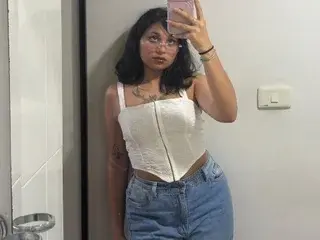 Adult Webcam with Princesscutte - Streamate