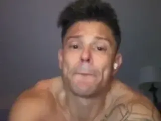 Adult Webcam with Str8lockd32 - Streamate