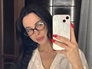 Free Live Porn with RoxyHey - Streamate