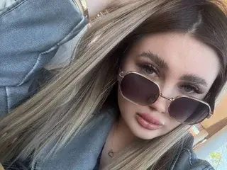 Private Sex Chat with SlankyMic - Streamate