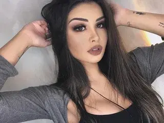 Nude Webcam with Macarena20 - Streamate