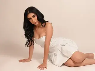 Nude Webcam with IsabelaTorricelli - Streamate