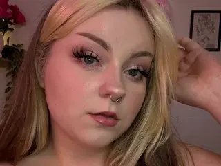 Nude Webcam with MaxineMoonxx - Streamate