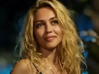 Best live sex cam show with sellenya - Streamate