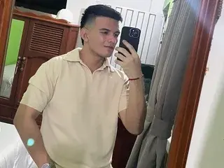 Live Sex with BoyHot_Mio - Streamate