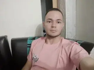 Live Sex Cam with 111elnene111 - Streamate