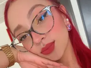 Adult Webcams with amelie_adams - Streamate