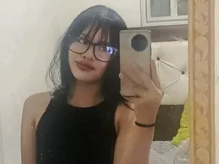 Free Porn Cam with Laila_gomezFox - Streamate