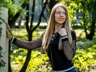 Sex Chat with LaraWinters - Streamate