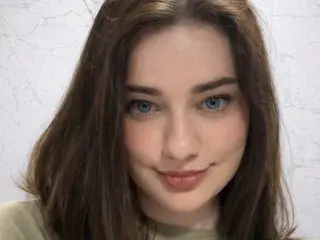 Free Porn Cam with DemiLinda - Streamate